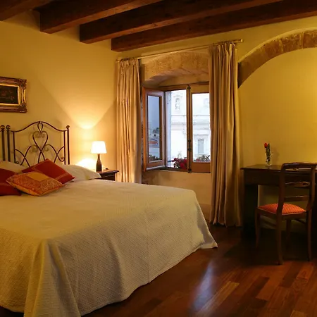 Castello Castriota Scanderbeg De Charme Bed & Breakfast 3*